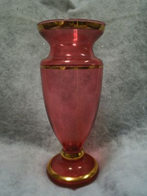 cranberry vase.JPG