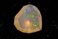 Heart crystal Opal
