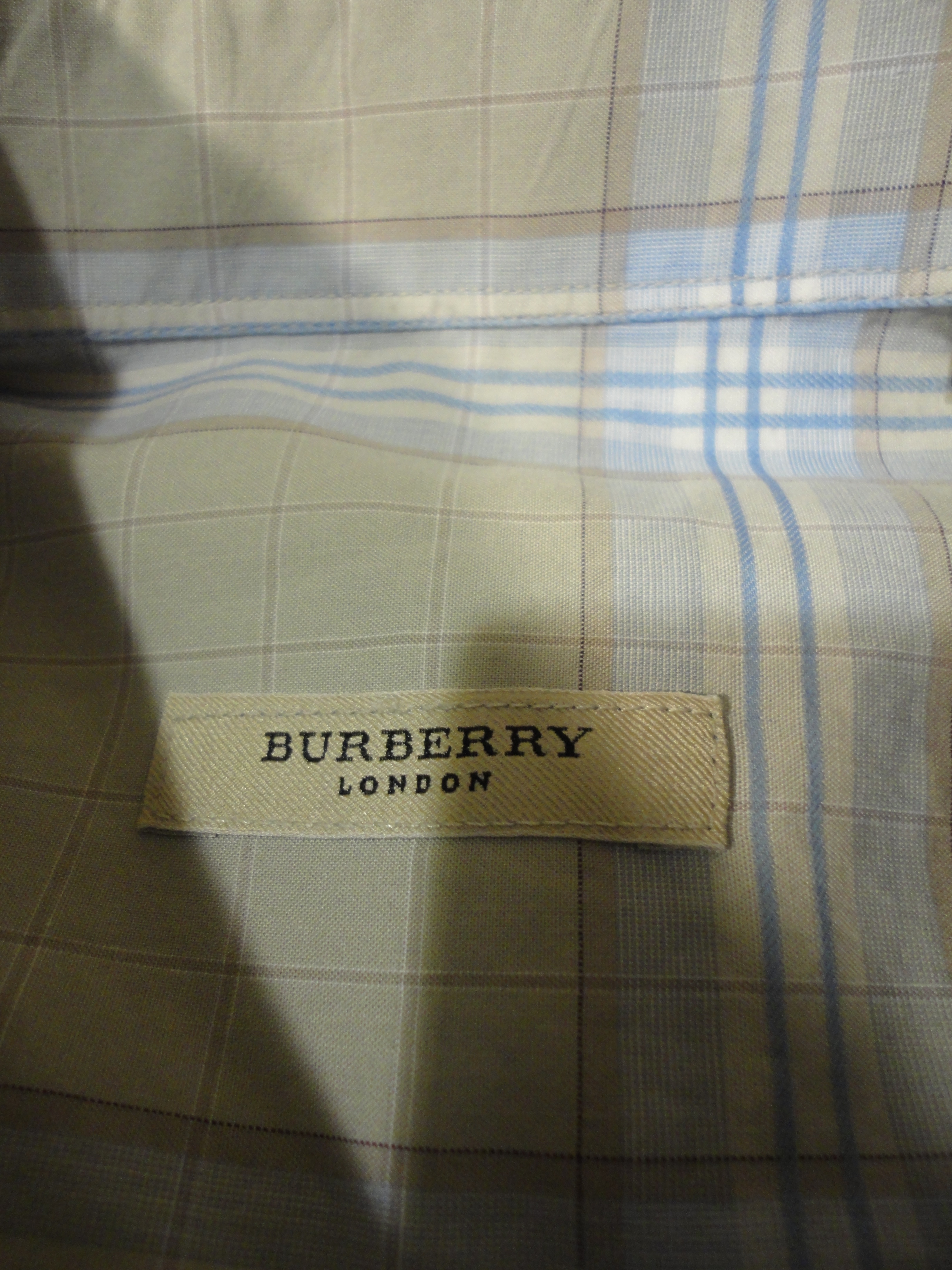 Help authenticating a Burberry shirt? - The eBay Community