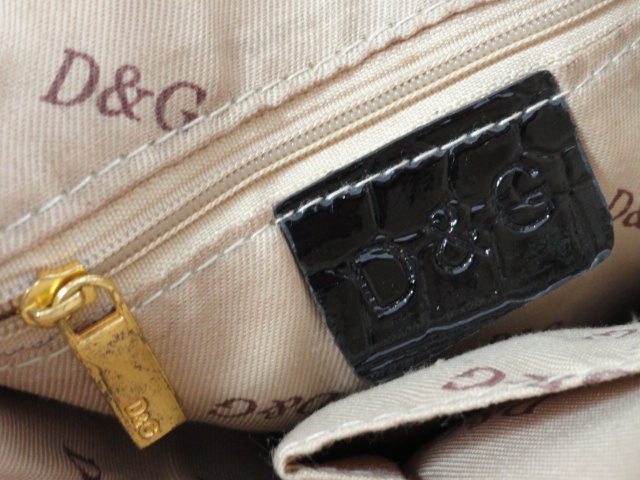 dolce and gabbana serial number
