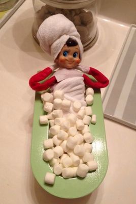 50-easy-and-creative-elf-on-the-shelf-ideas-with-pictures---raining-hot-coupons