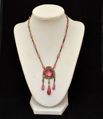 pink czech necklace 2.JPG