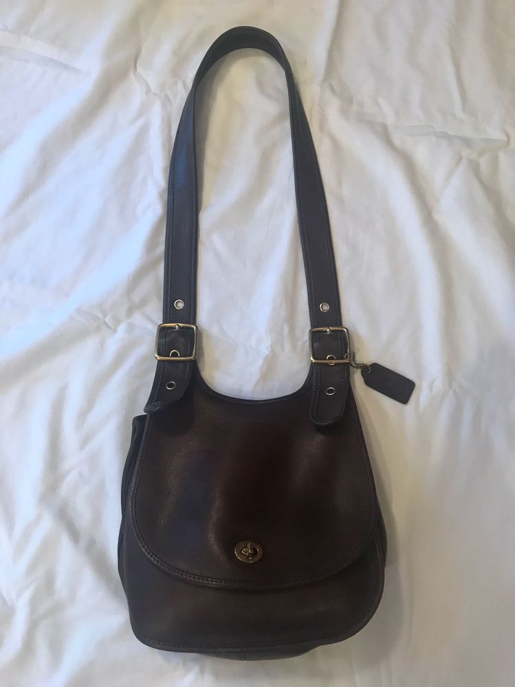 Would like to know if this vintage coach is indeed... - The eBay Community
