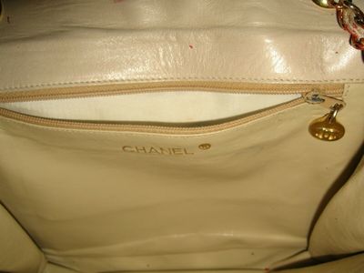 chanel red purse 2.jpg