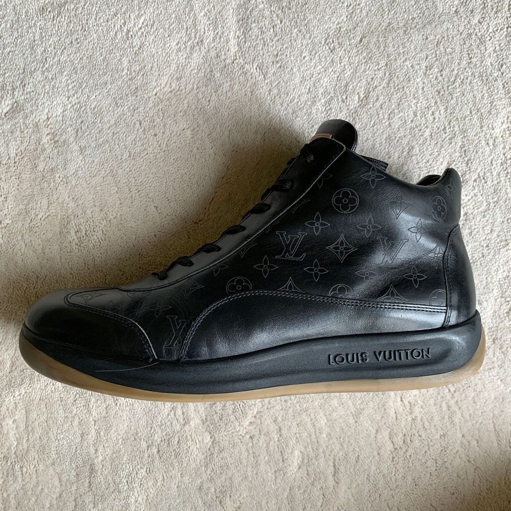 Louis Vuitton Monogram Black Leather Sneakers 8 LV-2.jpg