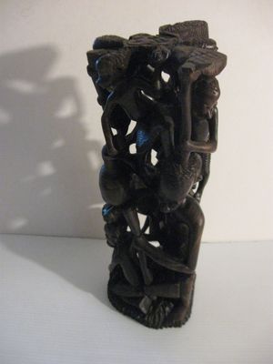 Island sculpture 001.JPG