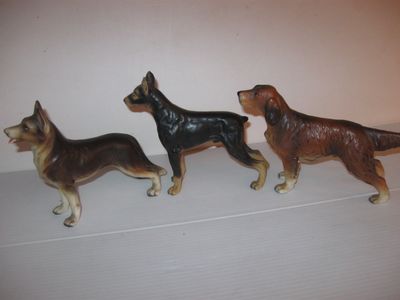 ceramic dogs 001.JPG