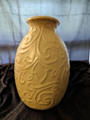 Celedon vase (2).jpg
