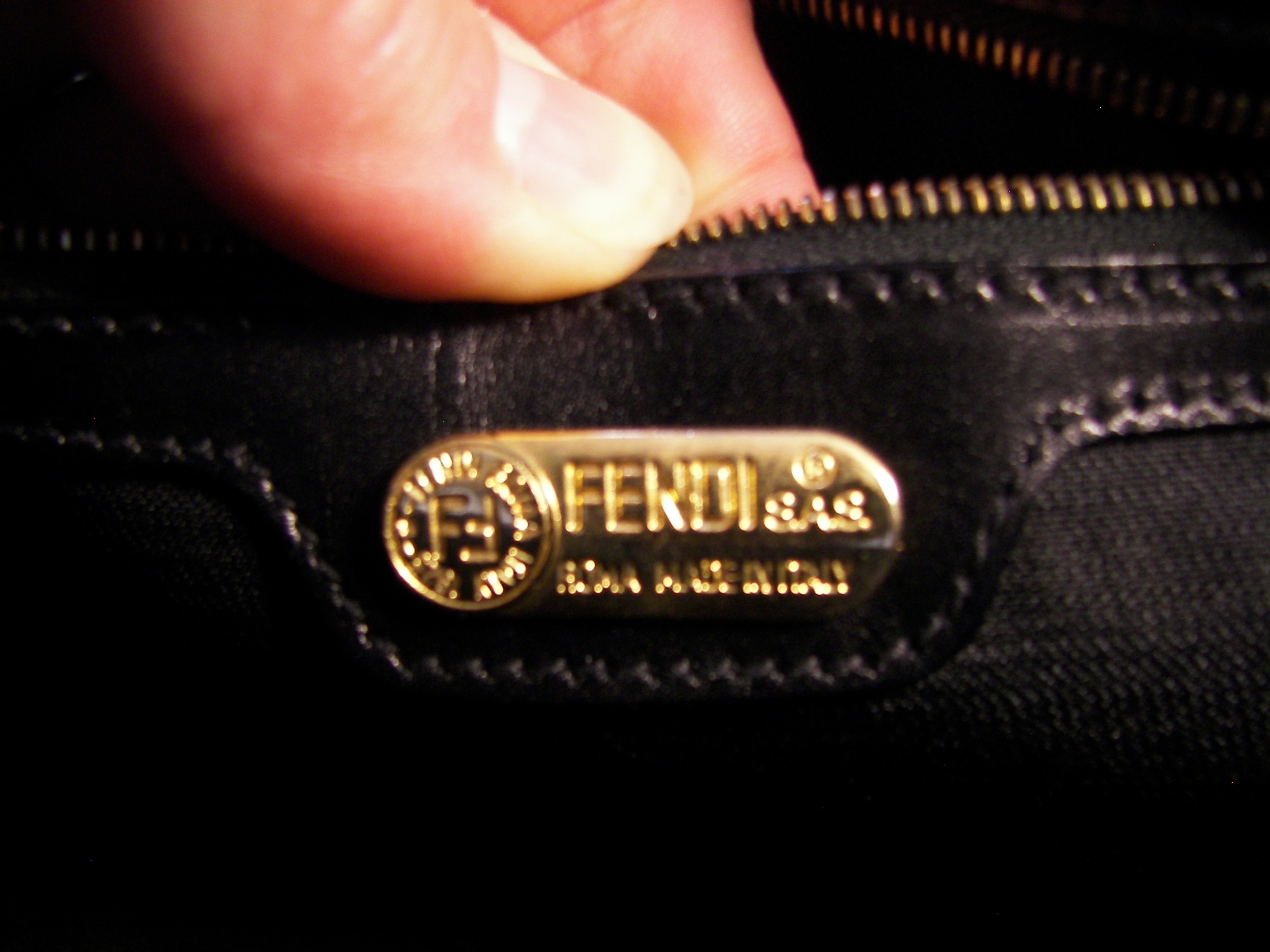 how to tell if a vintage fendi bag is real