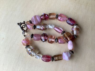 Art glass bead bracelet